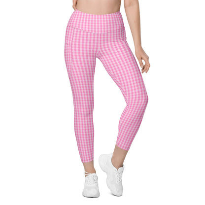 A model wearing the EcoFlex Sculpt Leggings  in plaited pink pattern