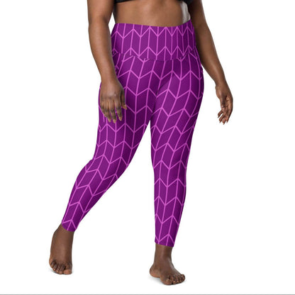 model wearing the New York sculpt leggings featuring a lilac geometric pattern on purple fabric.