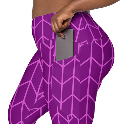 model wearing the New York sculpt leggings featuring a lilac geometric pattern on purple fabric.
